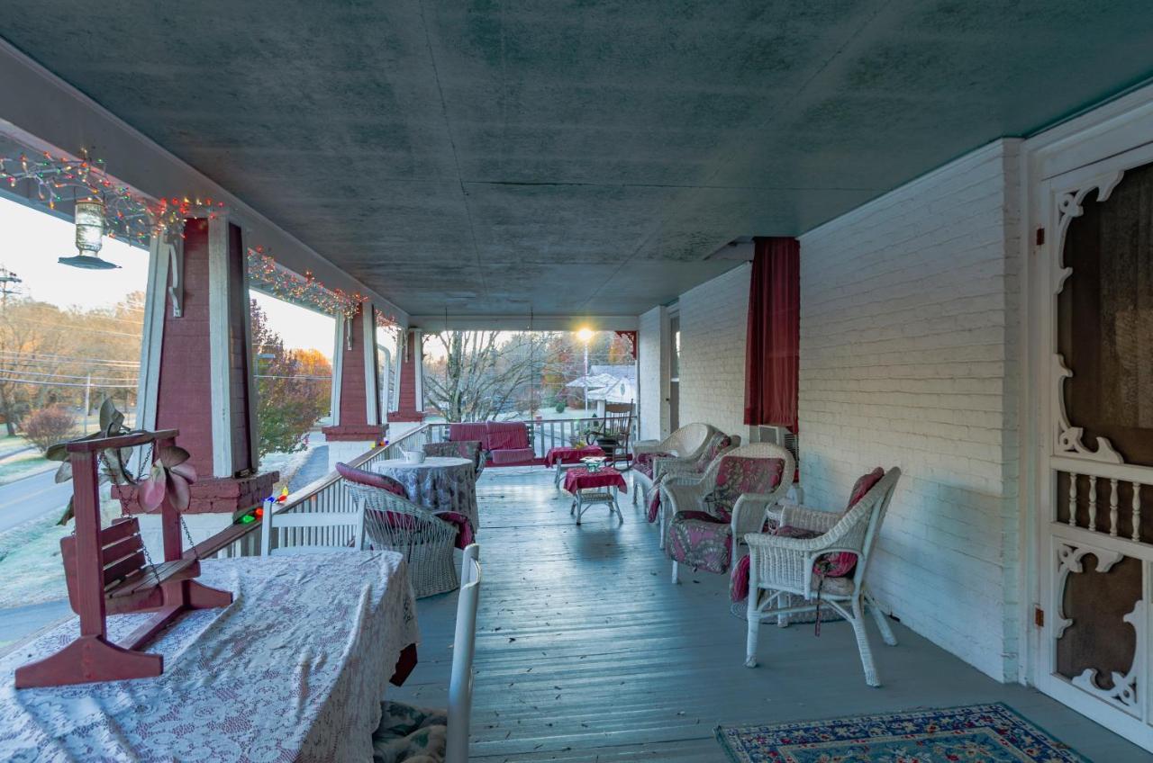 Armour'S Hotel & Spa Red Boiling Springs Экстерьер фото